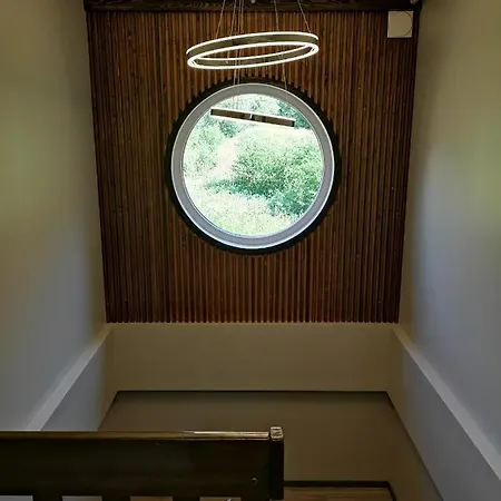 Хостел Kinsarvik Hostel